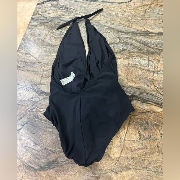 NEW KARLA COLLETTO
Low Back Plunge Piece - Picture 7 of 10